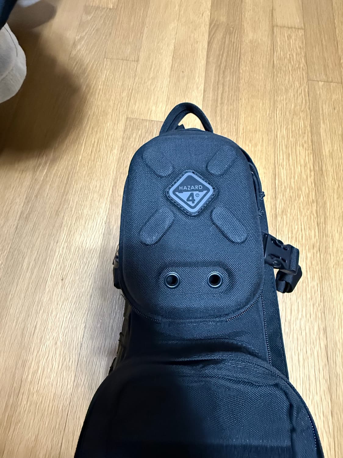 해저드4 플랜비 슬링백 블랙 상품이미지2