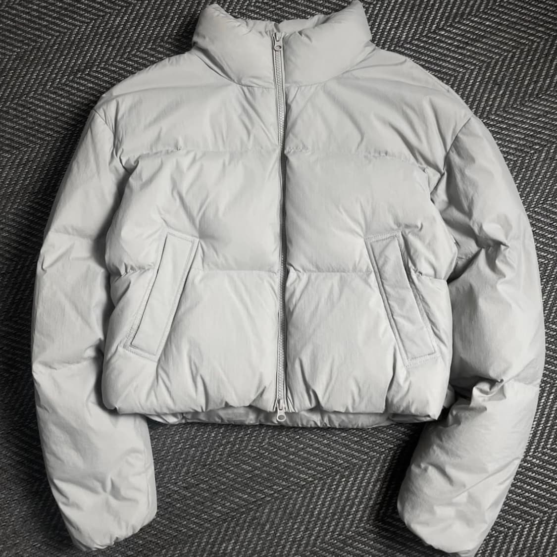 코드그라피 우먼스 덕 다운 푸퍼 크롭 패딩 그레이y 5375 상품이미지1