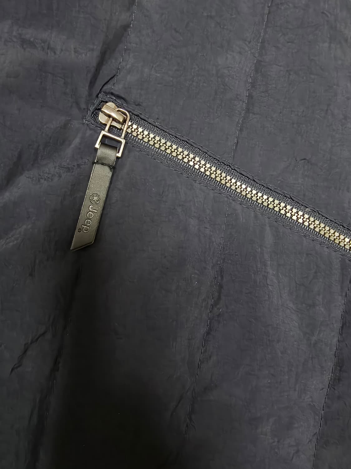 지프 패딩 베스트  상품이미지3