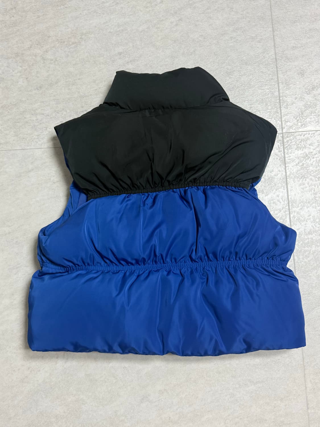 Gola 블루 크롭 패딩 조끼 상품이미지2