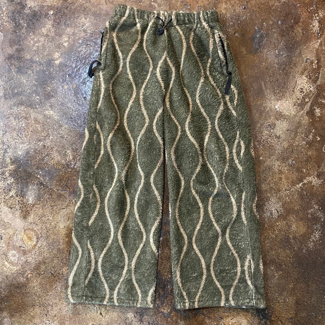 (M) 캐피탈 패턴 플리스 팬츠 상품이미지1