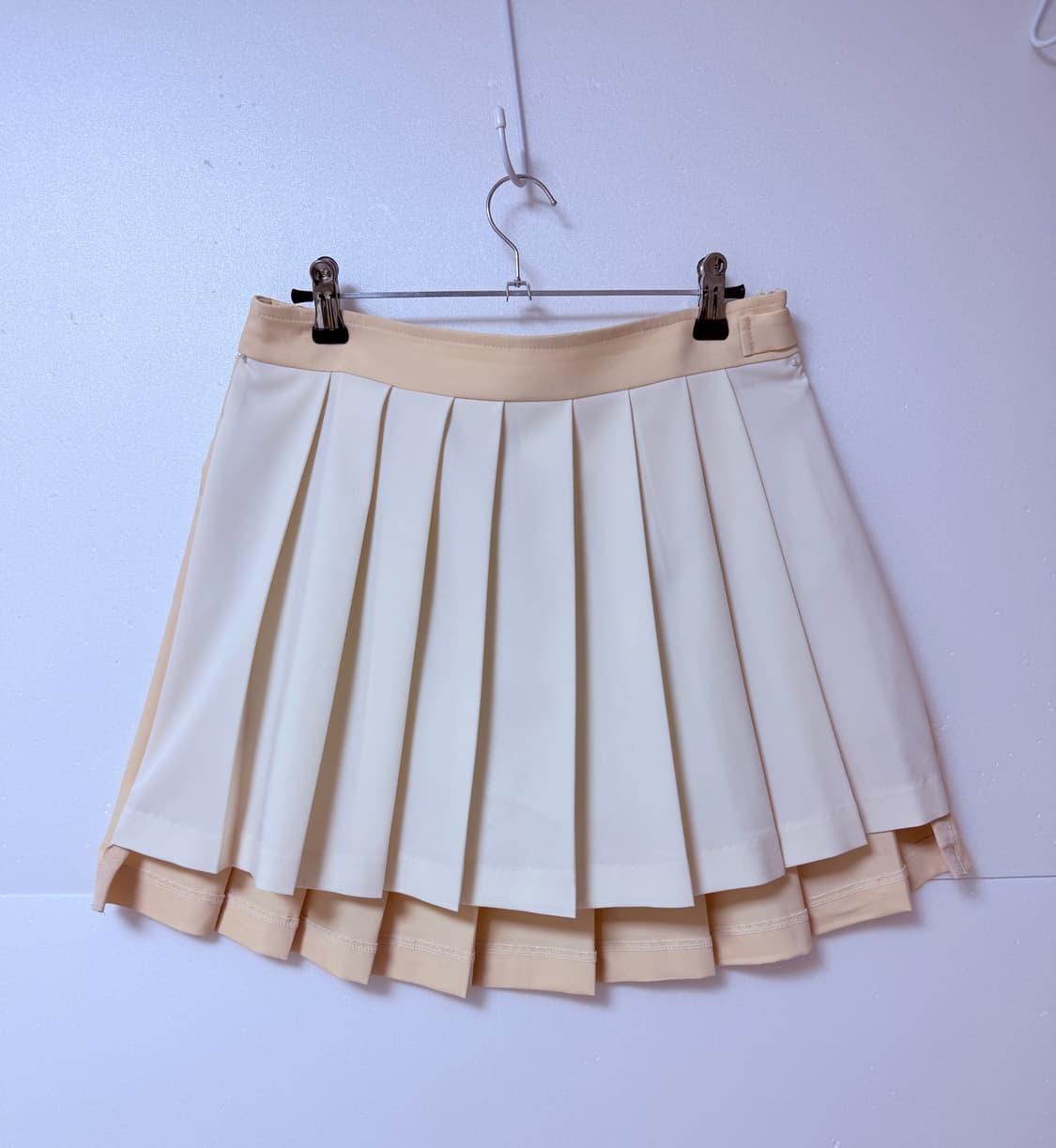 데일리쥬드 플리츠 스커트 베이지 테니스룩 속바지 일체형 M 상품이미지1