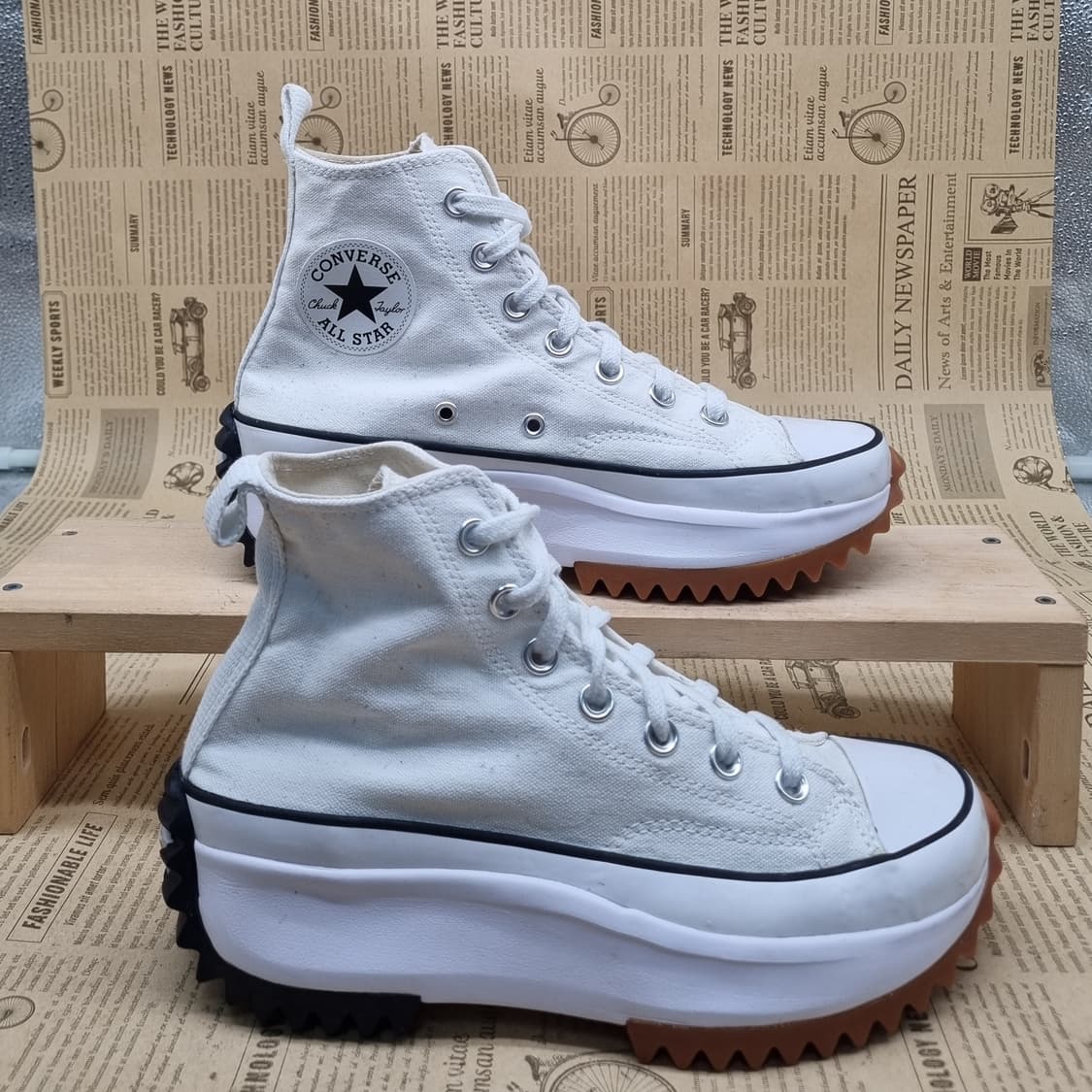 컨버스 런스타하이크 화이트 하이탑235 상품이미지1