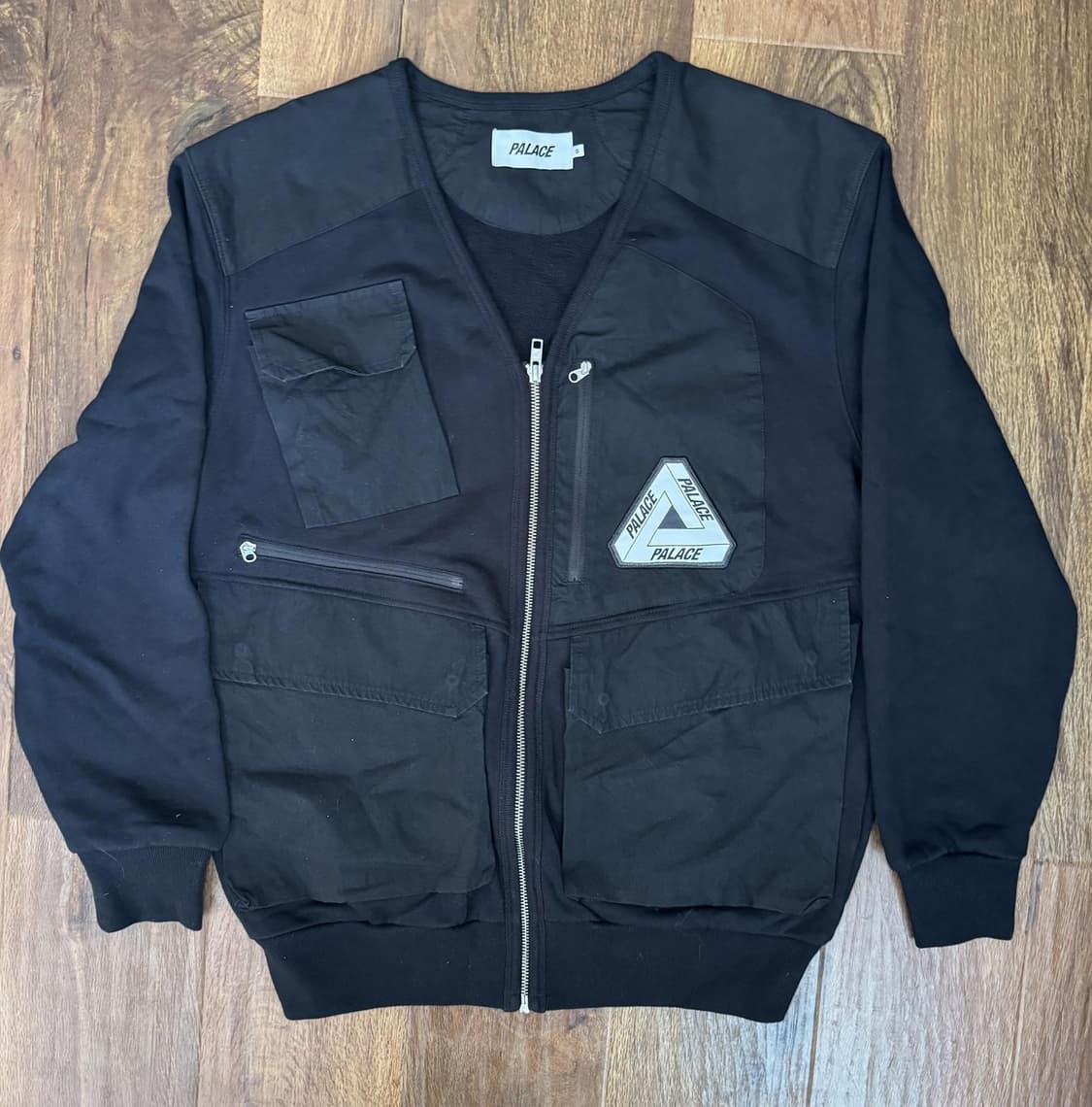 팔라스 유틸리티 집 프론트 패널 스웨트셔츠 블랙 상품이미지1