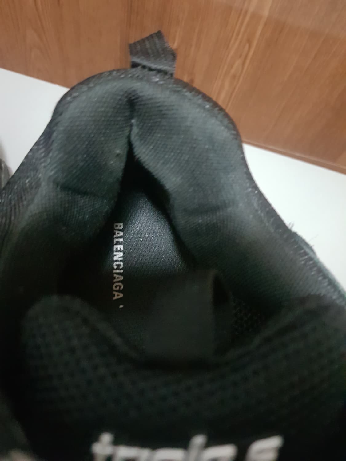 발렌시아가 트리플s 더티블랙 41e 상품이미지7