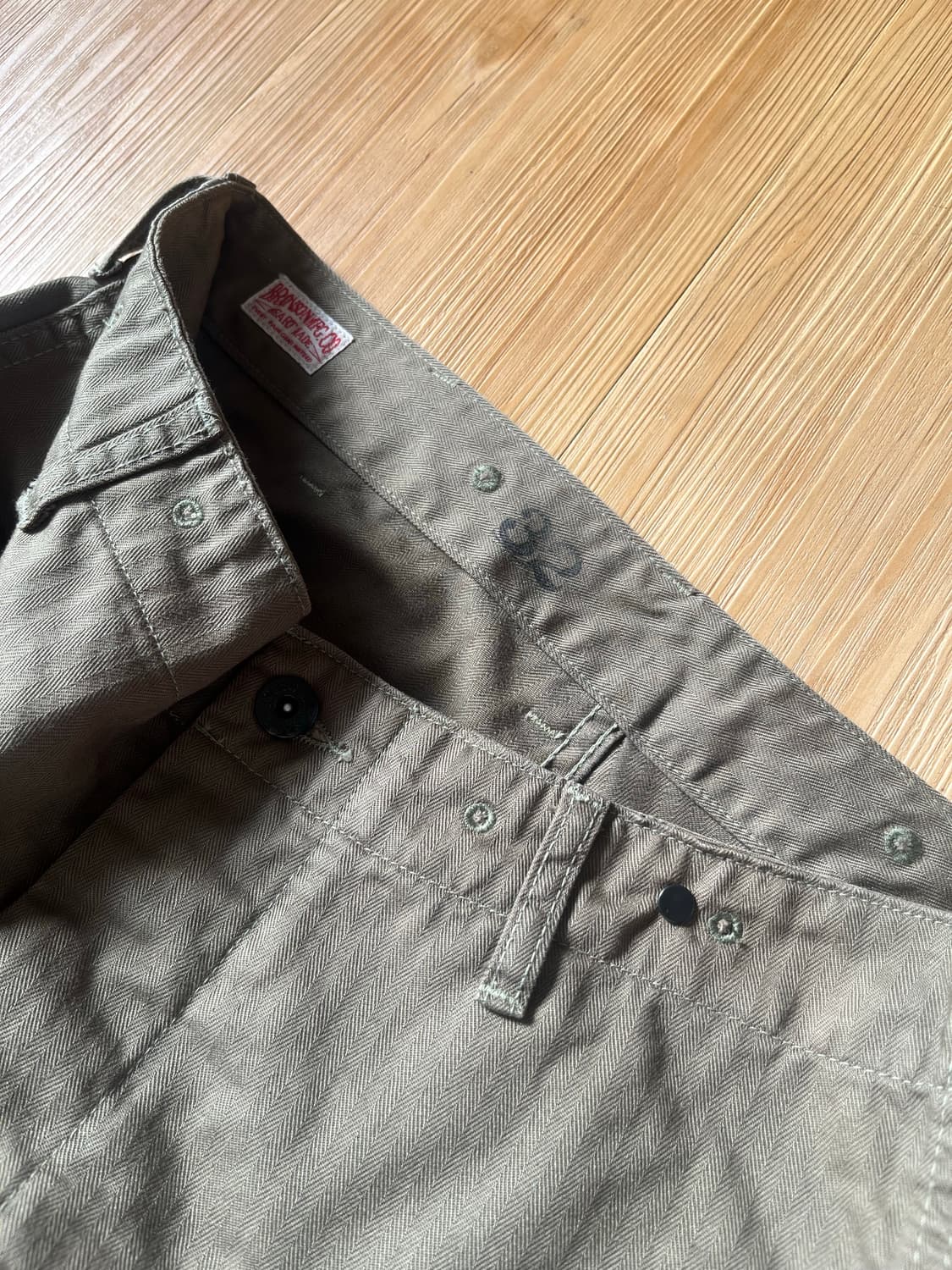 브론슨 p44몽키팬츠 32팝니다.  상품이미지4