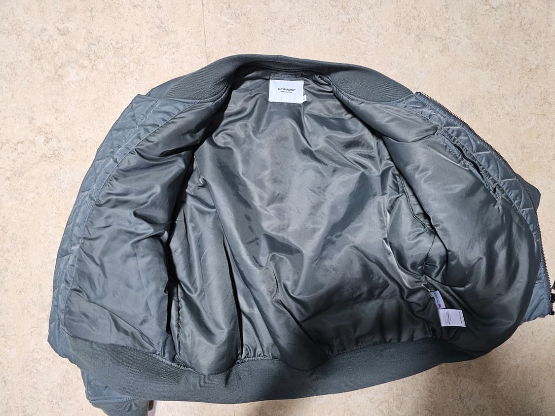 아웃스탠딩 MA-1 FLIGHT JACKET SAGE GREEN 상품이미지2