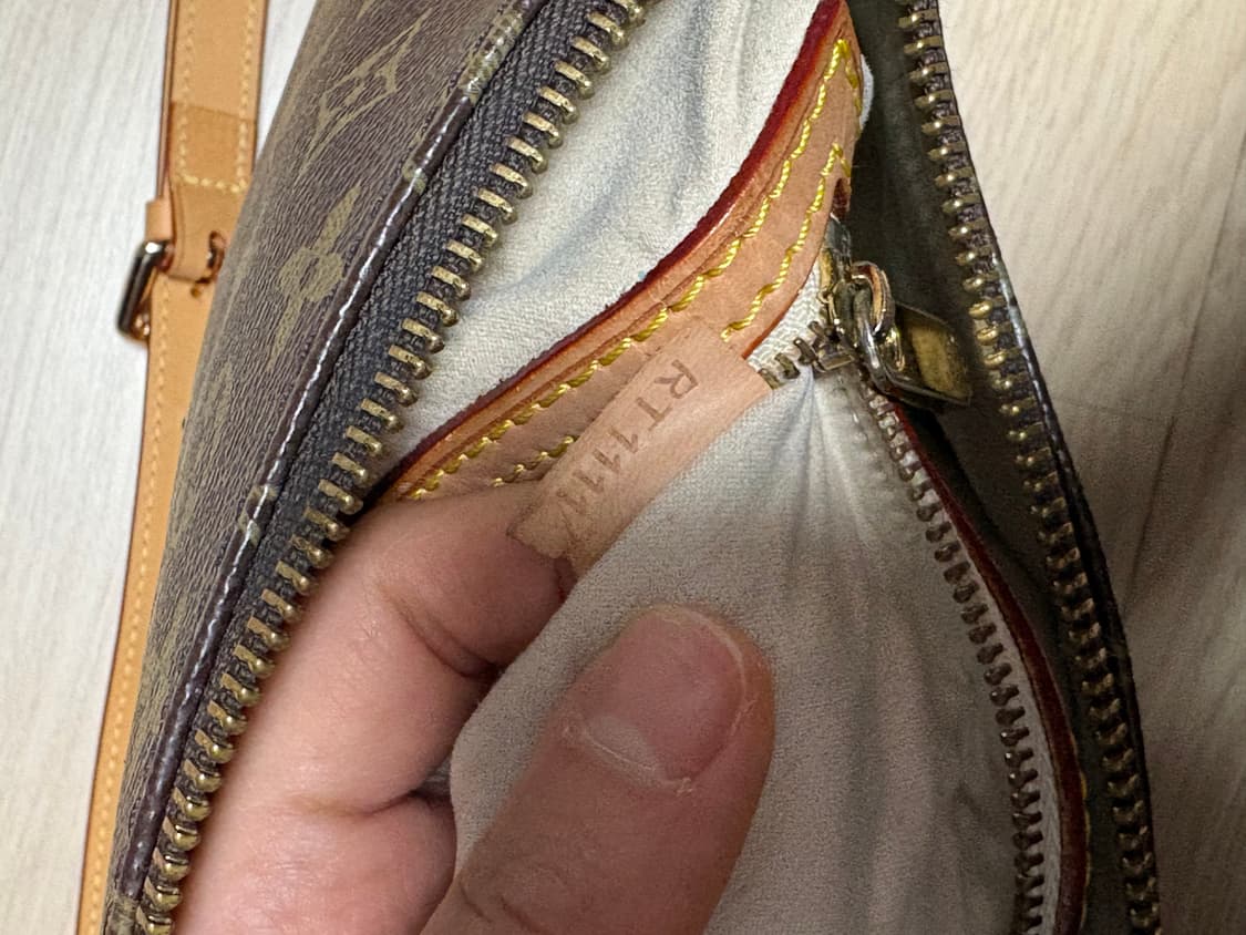 루이비통 크로스 숄더백  상품이미지7