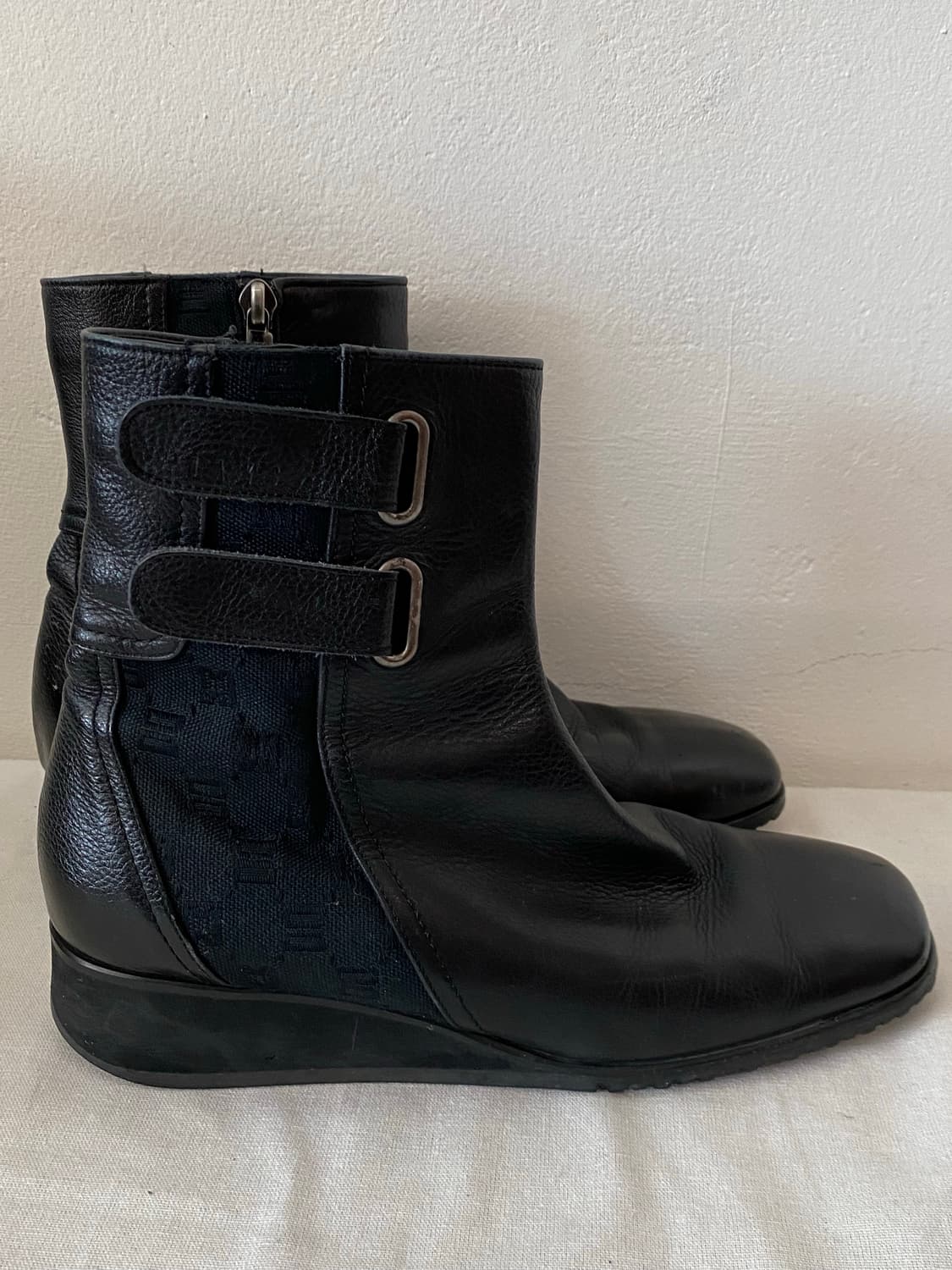 닥스 블랙 부츠 상품이미지4