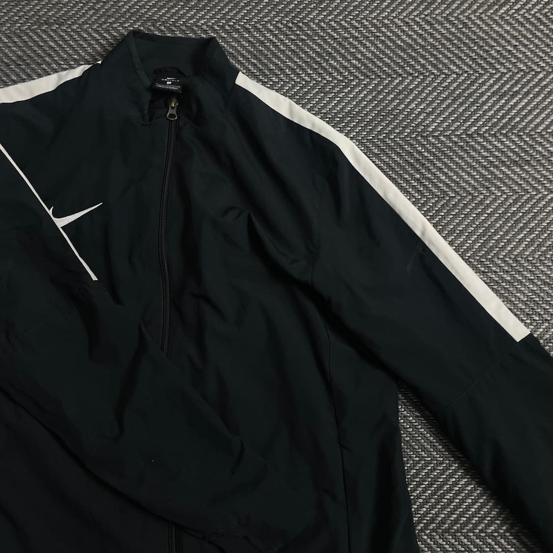 나이키 드라이핏 배색 바람막이 블랙o 3933 상품이미지5