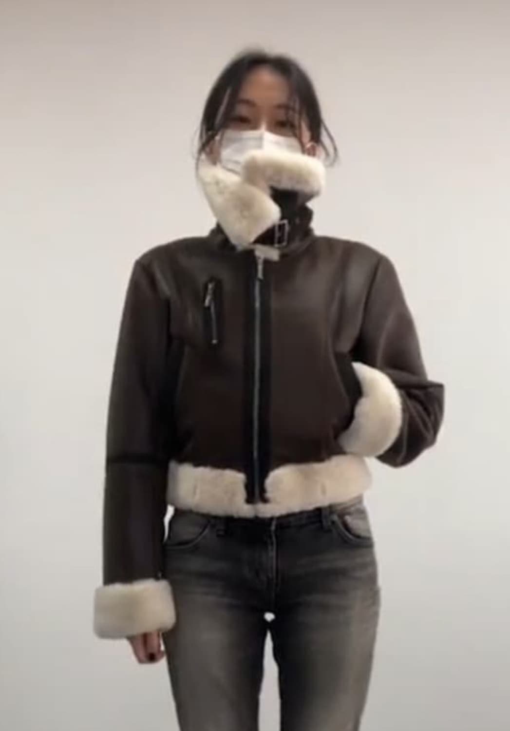 새상품 보헤미안서울 슬림핏 피티드 무스탕 브라운 상품이미지1