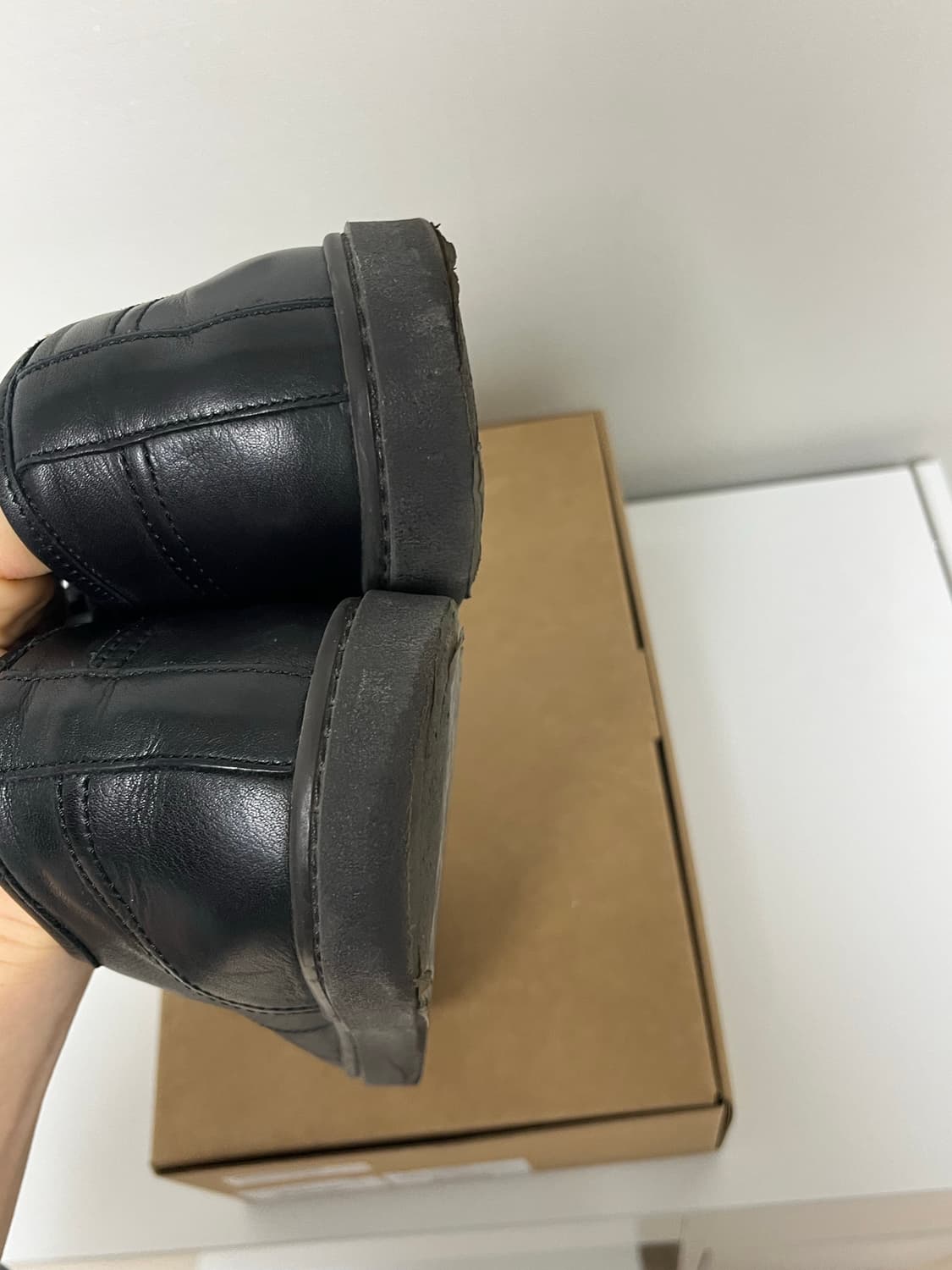 르메르 리놀륨 레이스업 스니커즈 43 상품이미지4