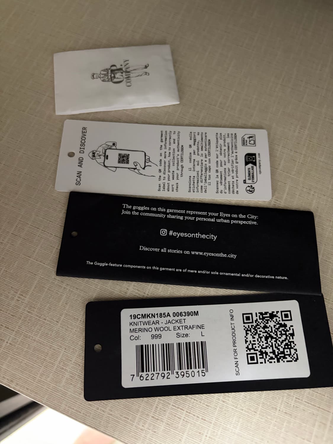 Cp컴퍼니25fw 니트패딩 L사이즈 상품이미지4