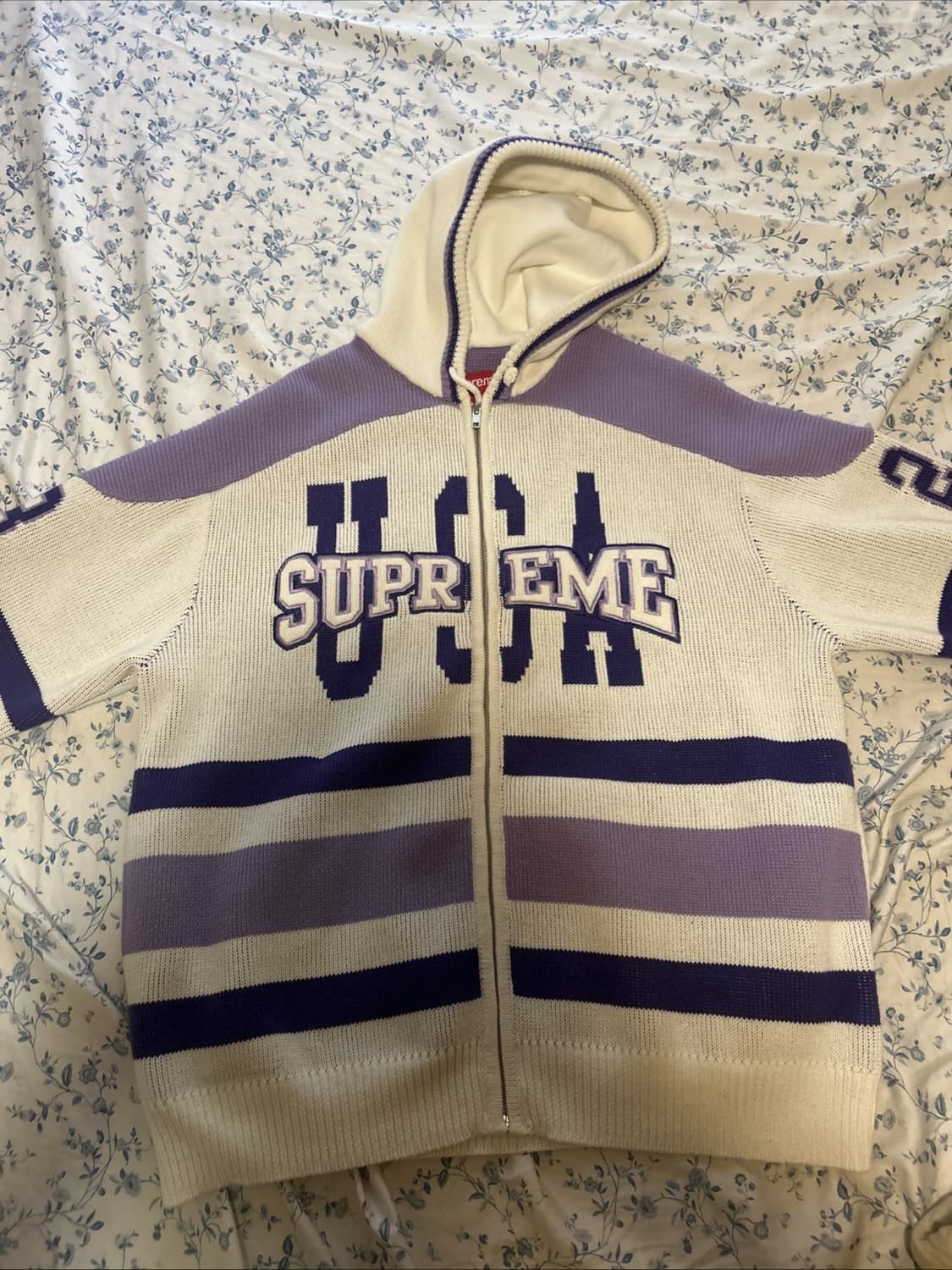 슈프림 USA 니트 후드집업 상품이미지1