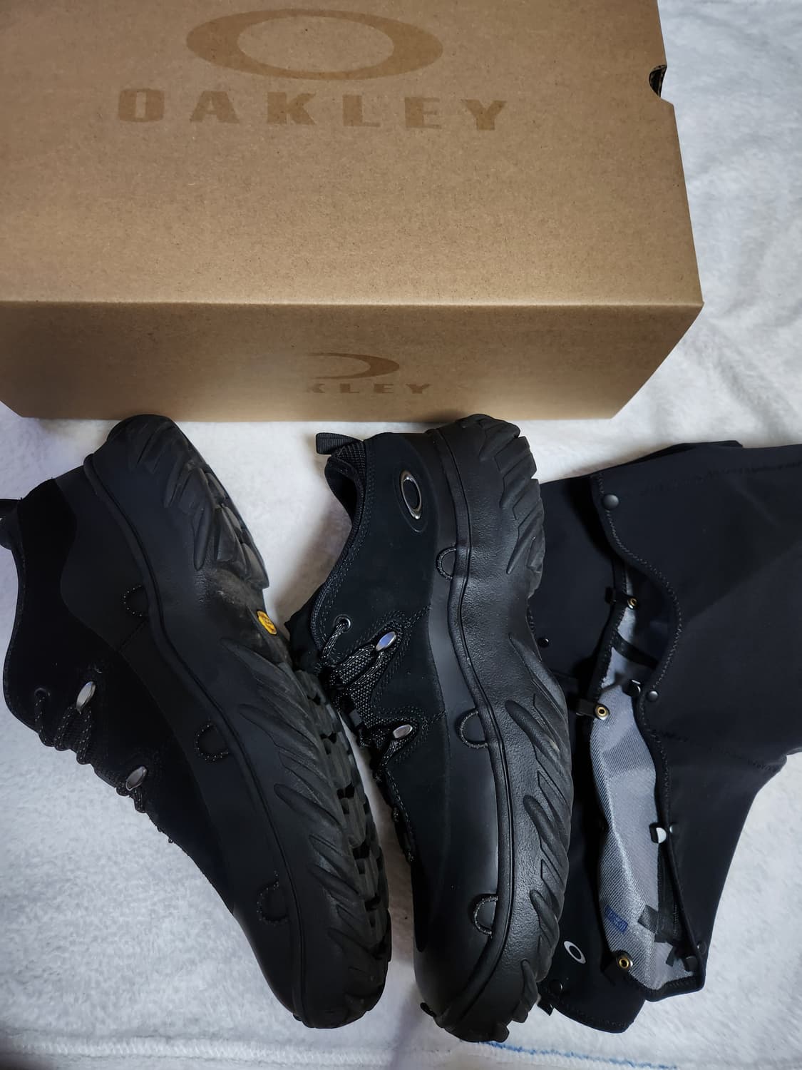 오클리 메르디안 로우 블랙아웃 (280) 상품이미지2