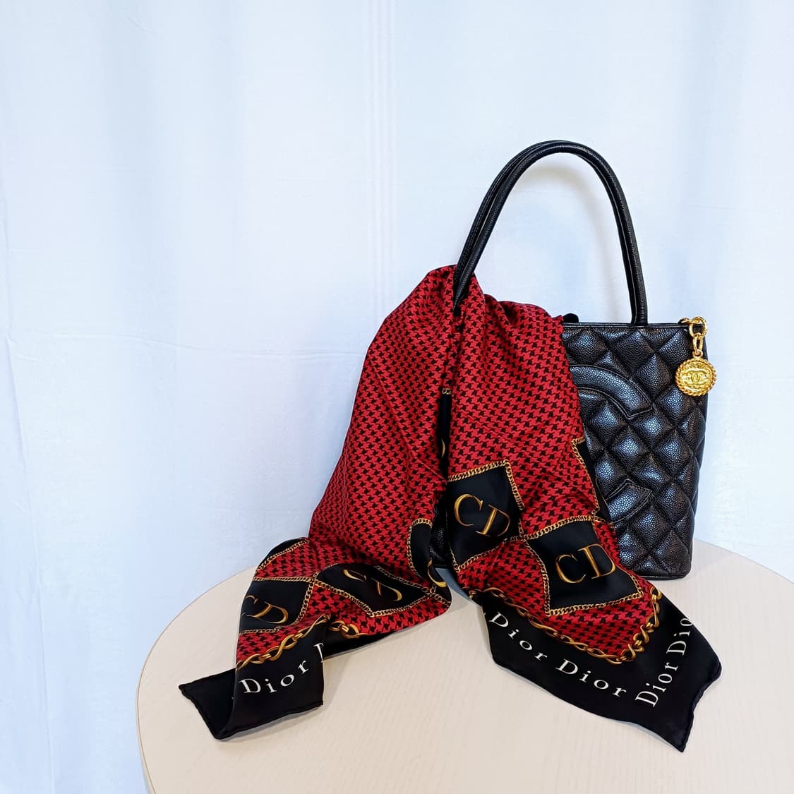 DIOR 디올 실크 스카프 (88cm) [JBF8971_0750-04] 상품이미지1