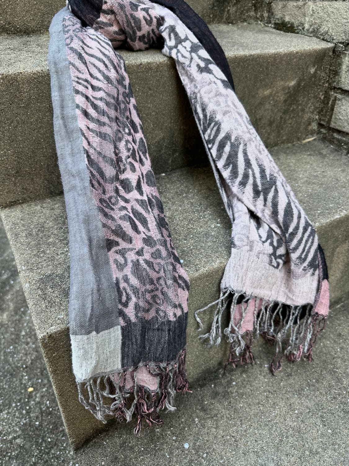 Vintage leopard mixed pattern muffler 상품이미지3