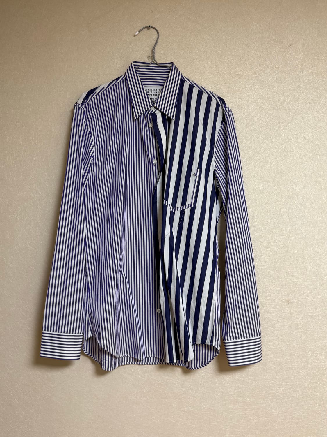 마르지엘라 트롱프뢰유 디스트레스드 스트라이프 셔츠 상품이미지1