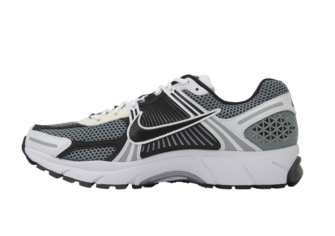 나이키 줌 보메로5  상품이미지3