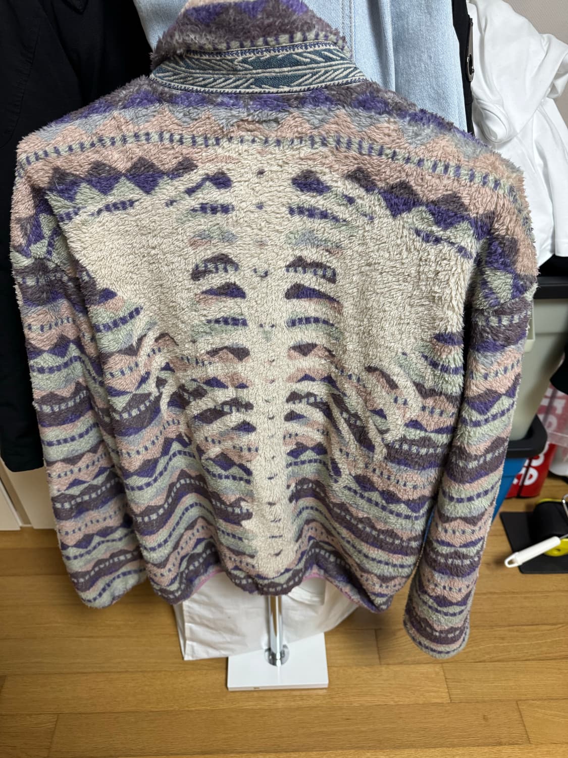 캐피탈 애슐랜드 본 후리스 퍼플 판매합니다! 상품이미지3