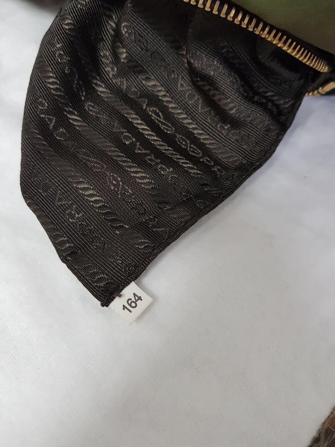 [정품] 프라다 포코노 금장 숄더백 상품이미지8