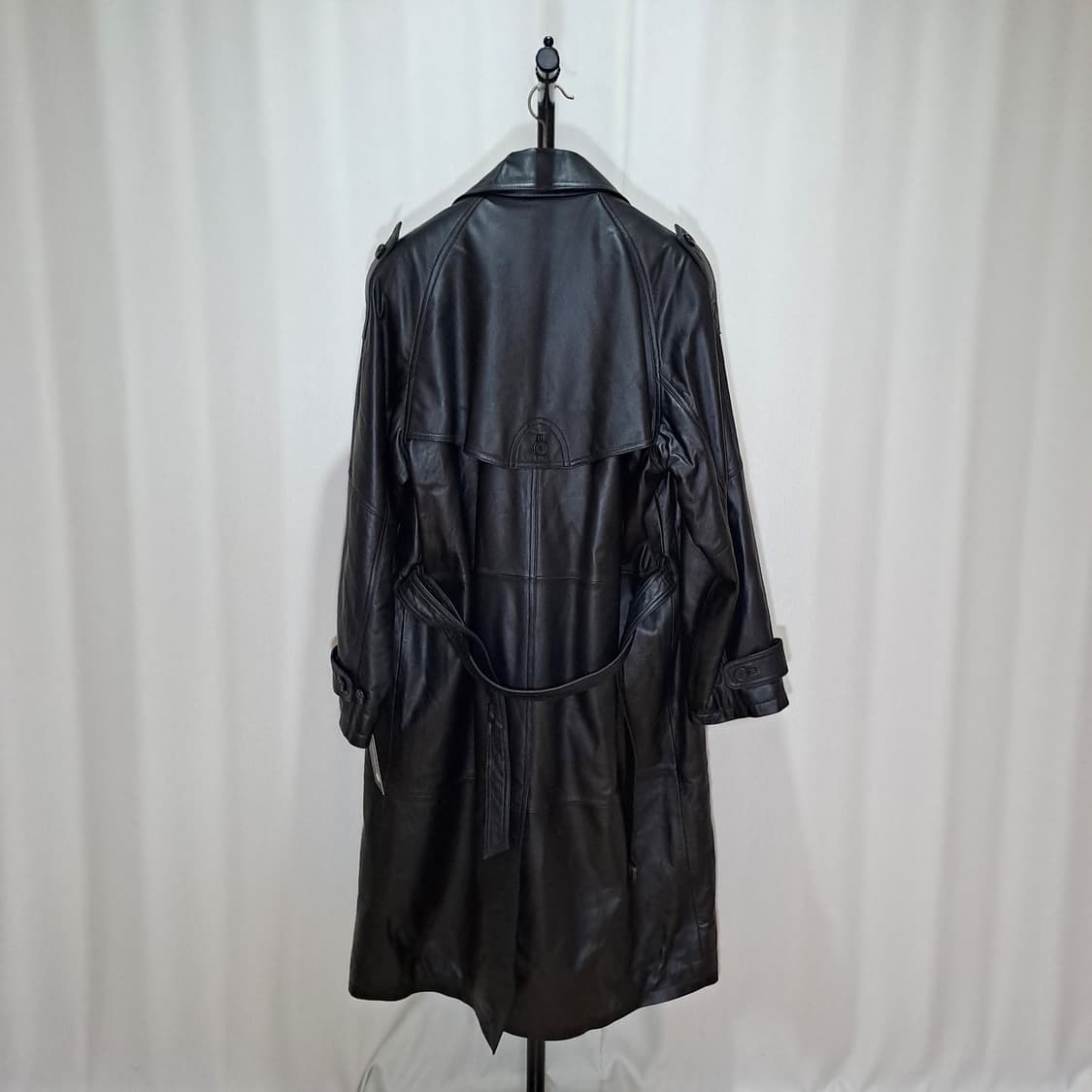 (새제품) 양가죽 더블버튼 트렌치코트 115 B30 상품이미지4