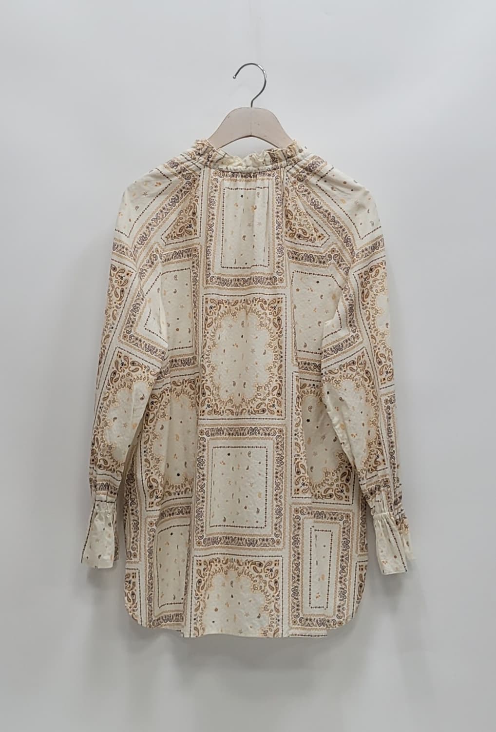 BEANPOLE 21SS 빈폴 페이즐리 볼륨 블라우스 / 여 95 (M) 상품이미지2