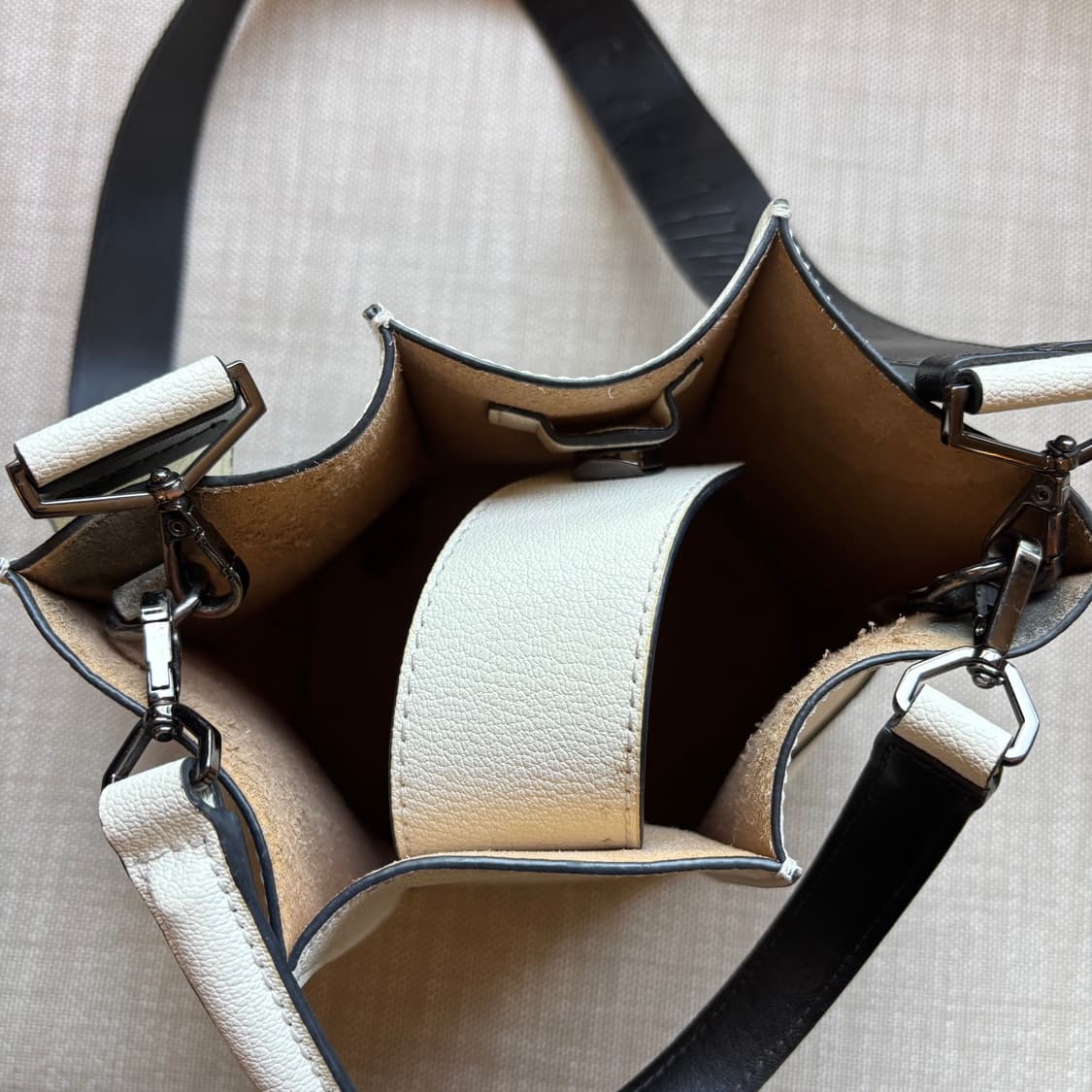 루에브르 삭 드 루미에르 토트백 숄더백 버킷백 상품이미지7