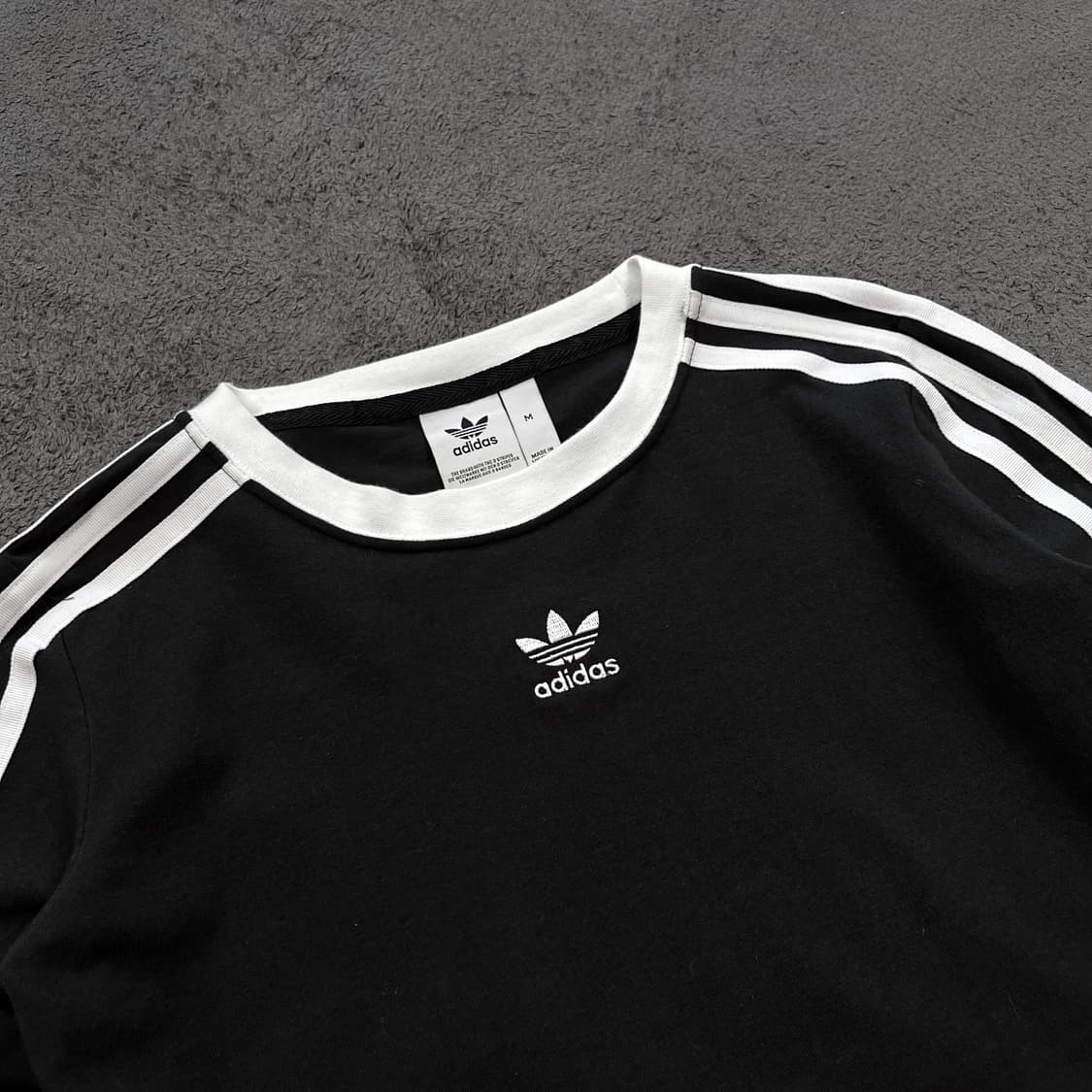 아디다스 긴팔 크롭티 상품이미지2