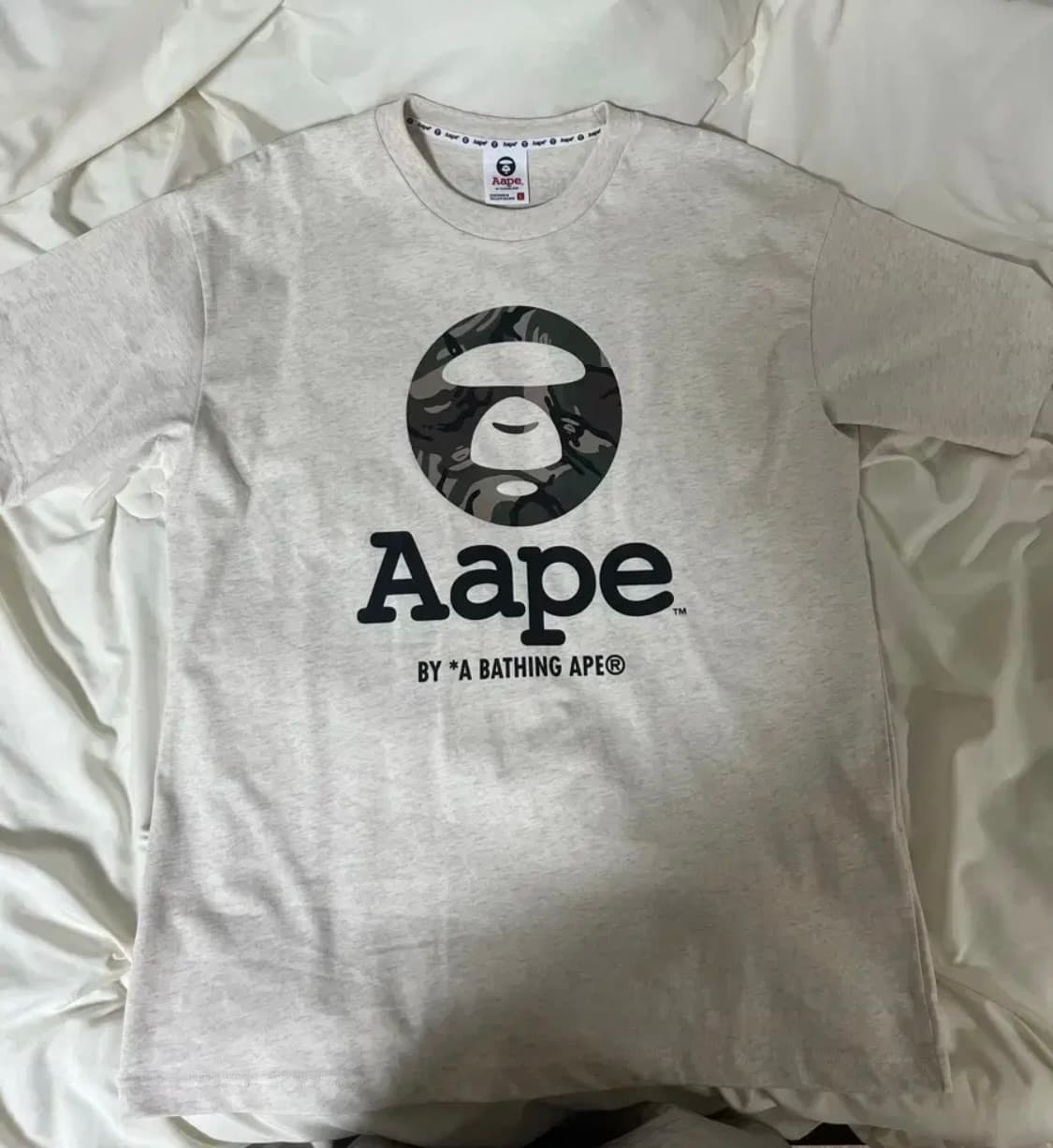 에이프 반팔티 상품이미지1