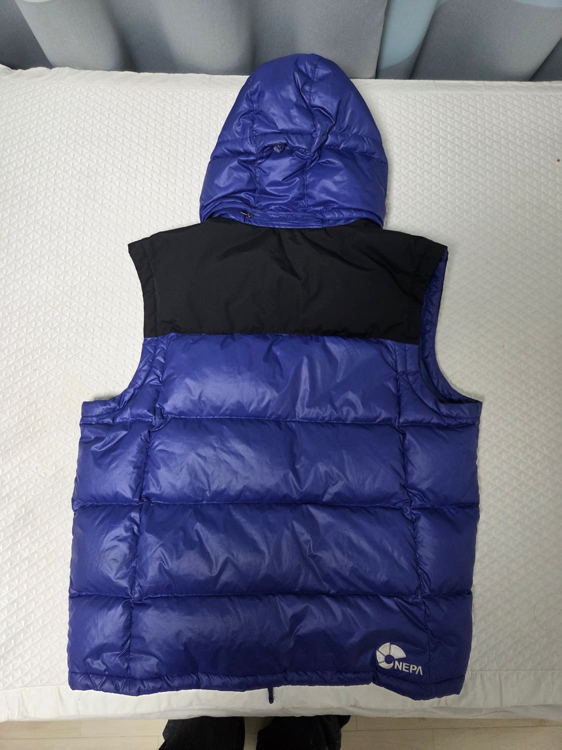 [NEPA 정품] 네파 후드 다운 패딩 조끼 (블루 배색/패딩베스트) 상품이미지2