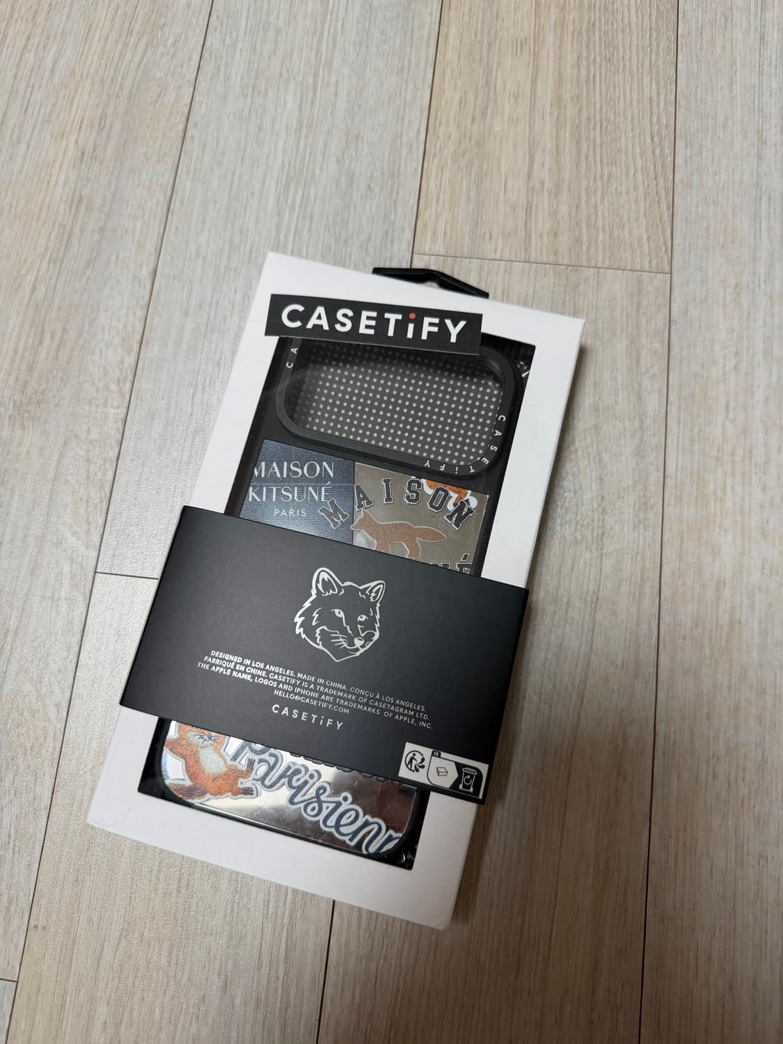 아이폰17프로 맥스 메종키츠네 케이스티파이 케이스 상품이미지1