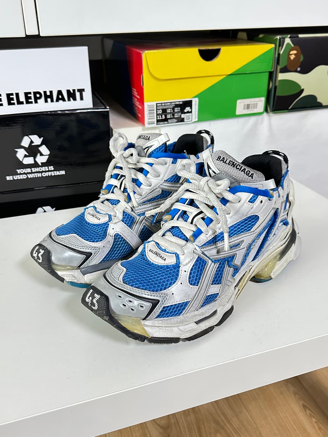 발렌시아가 뉴러너 43 블루 상품이미지1