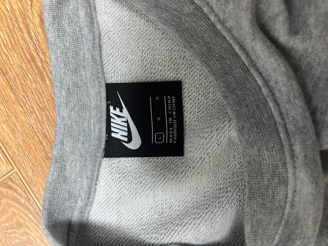 나이키 맨투맨 그레이 상품이미지3