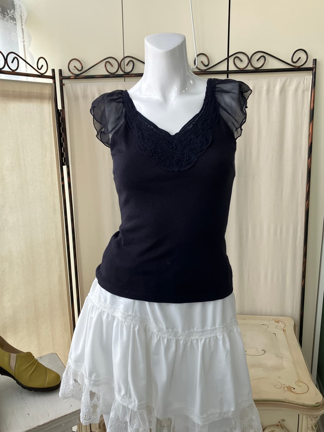 navy crochet shoulder sheer blouse 상품이미지8