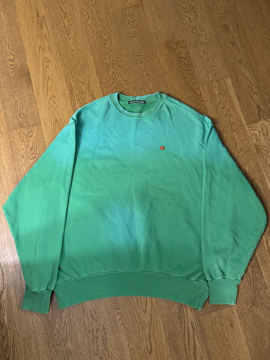 아크네 스튜디오 크루넥 스웻셔츠 상품이미지1