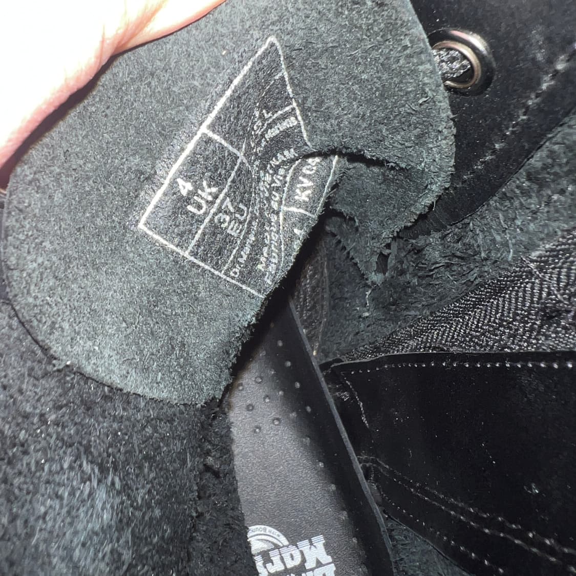 닥터마틴 1460 8홀 클래식 풀업 버클 부츠 상품이미지7