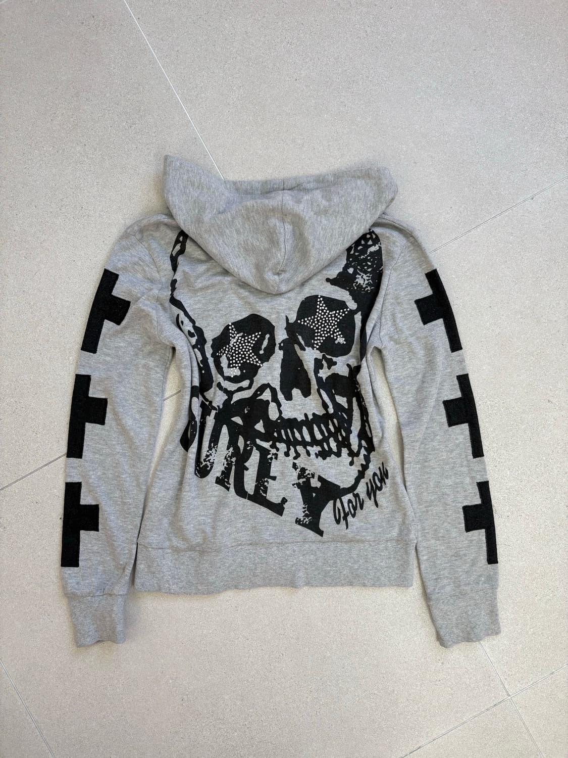 십자가 해골 큐빅 후드집업 상품이미지1