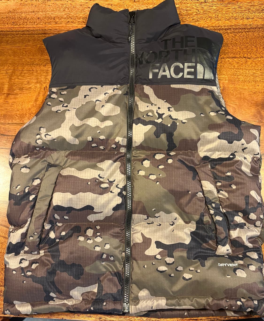 노스페이스 카모 패딩조끼 상품이미지3