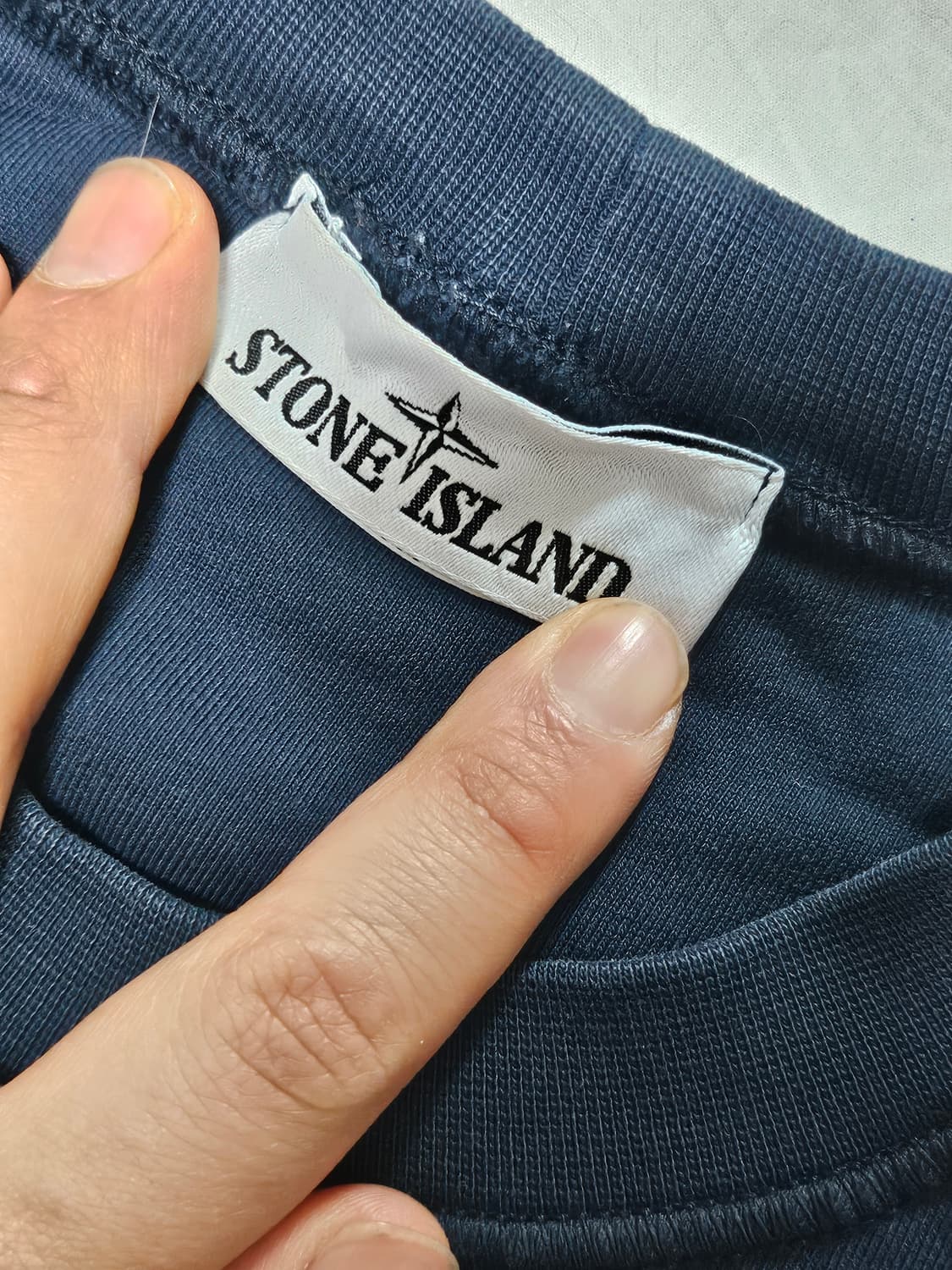 스톤아일랜드 맨투맨 네이비 L 상품이미지2