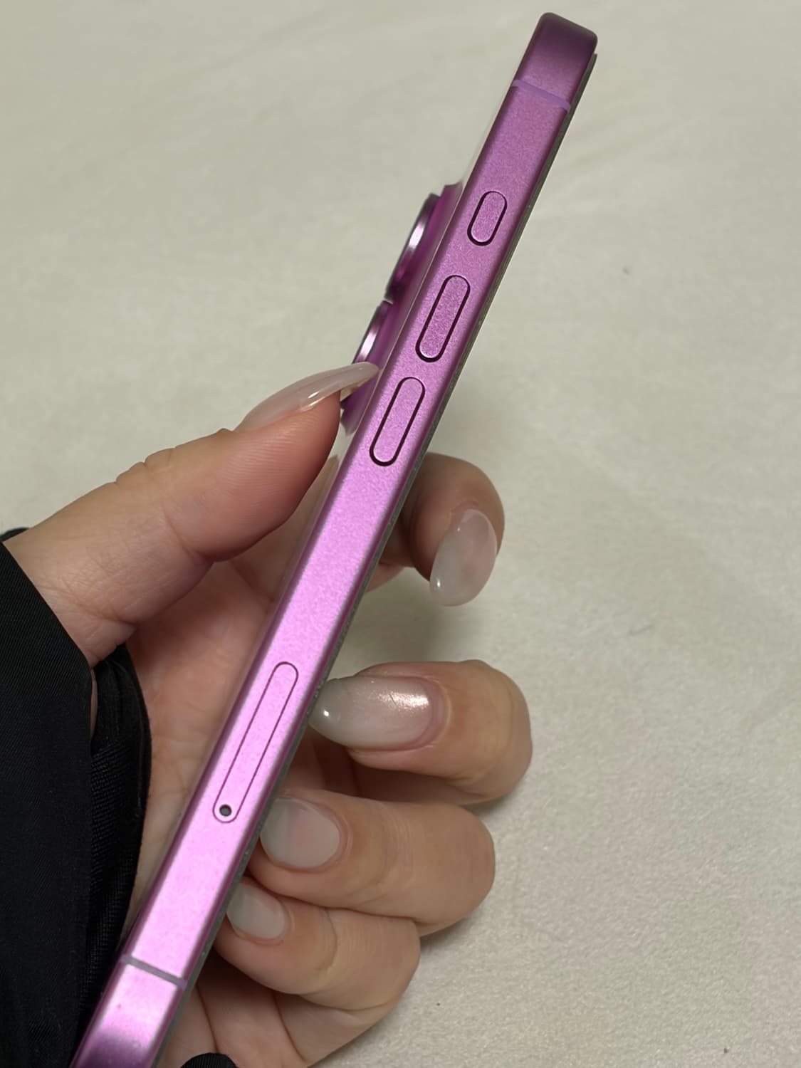 아이폰16 핑크 256GB 상품이미지4