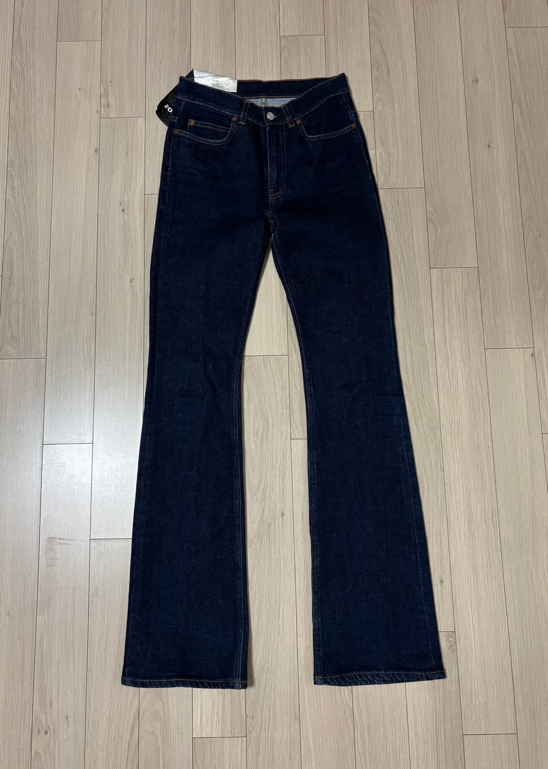 아크네스튜디오 부츠컷 데님 상품이미지1