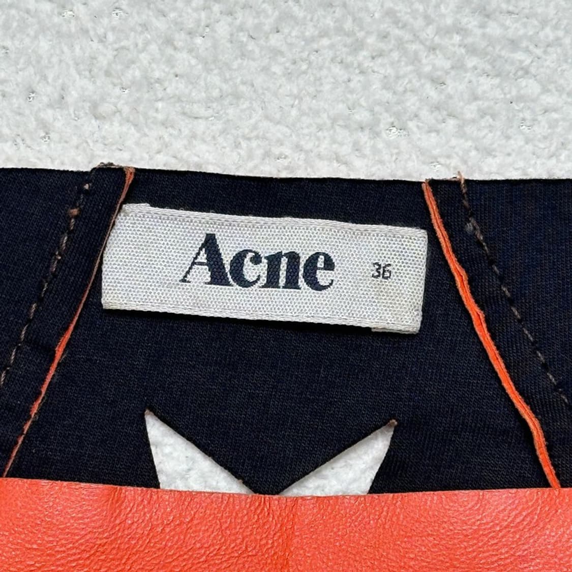 ACNE STUDIOS 레더 스타 컷아웃 파이어 오렌지 탑 85 상품이미지5