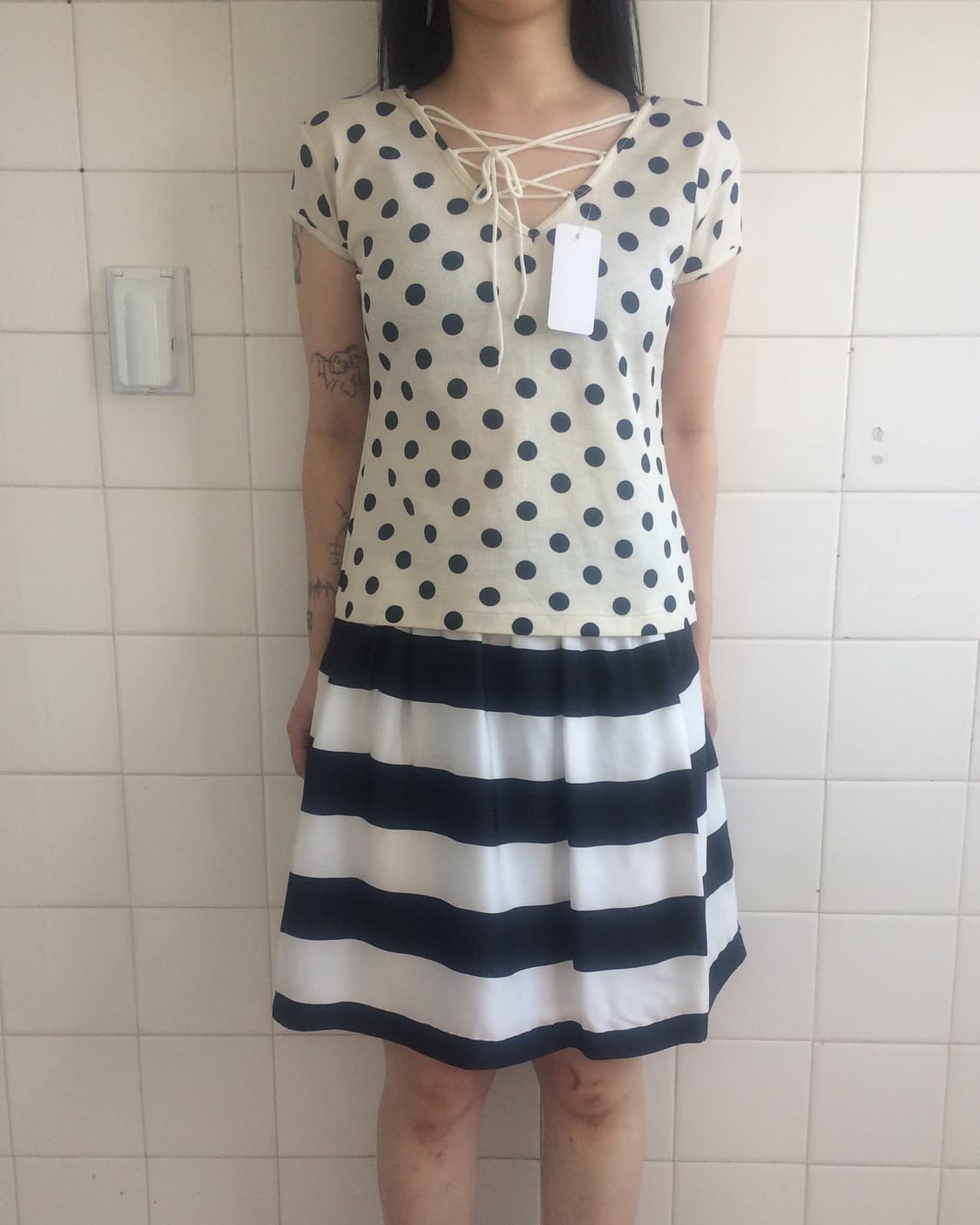 Lace up point dot pattern t shirt 상품이미지5