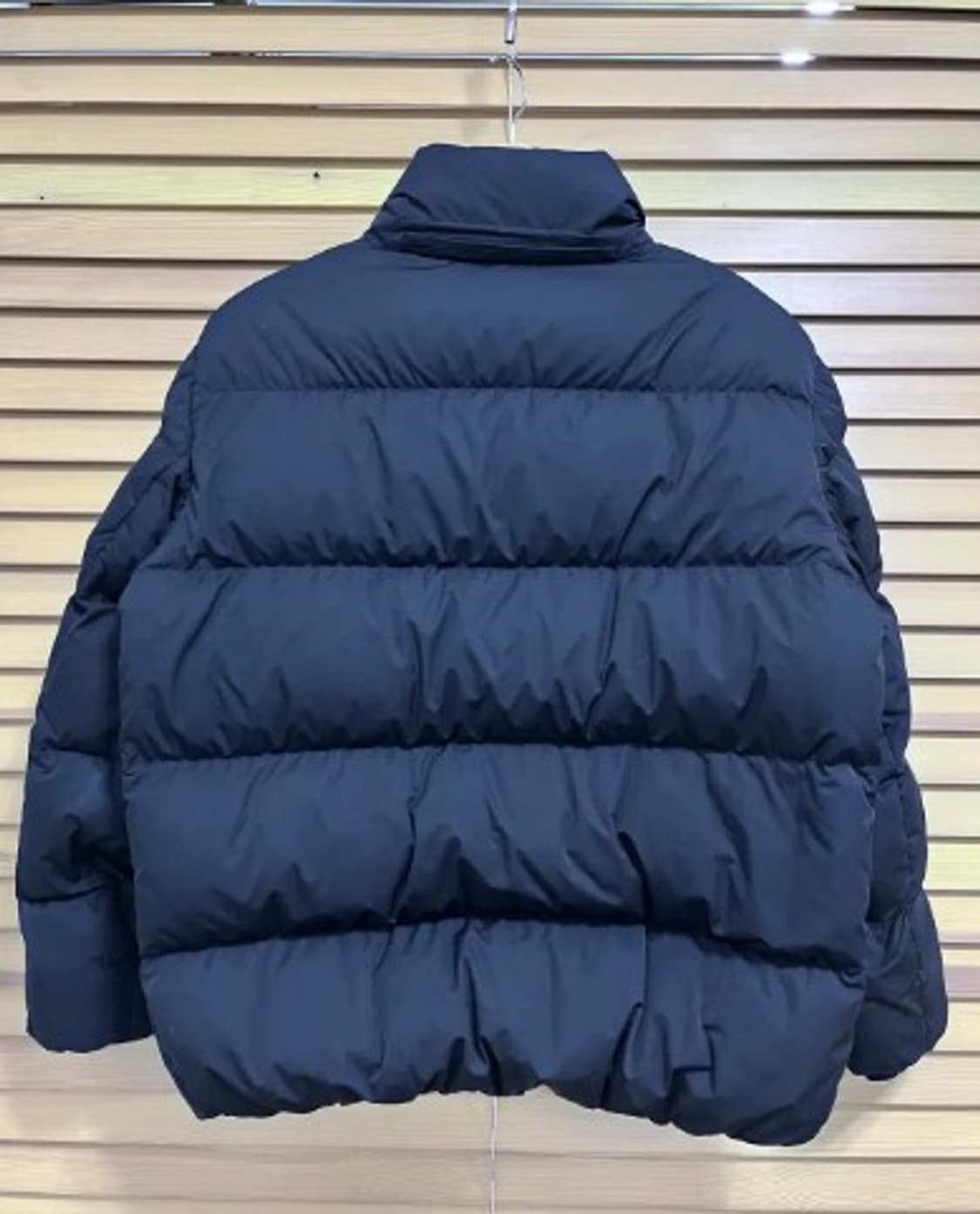 디스커버리 여성 벤쳐포스 루즈핏 숏다운패딩점퍼 90사이즈 상품이미지3