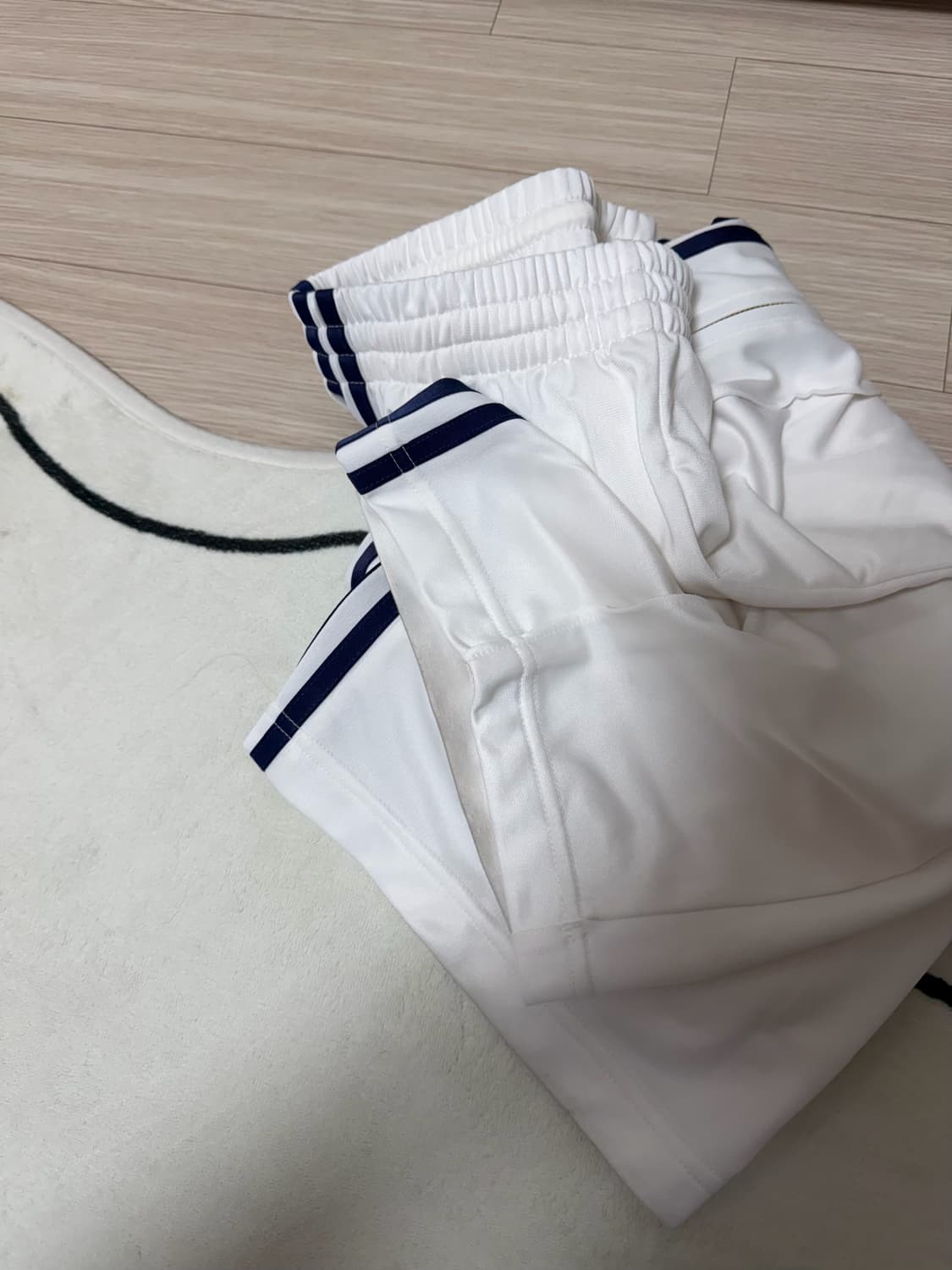 아디다스 파이어버드 클라우드 화이트 XS 상품이미지7