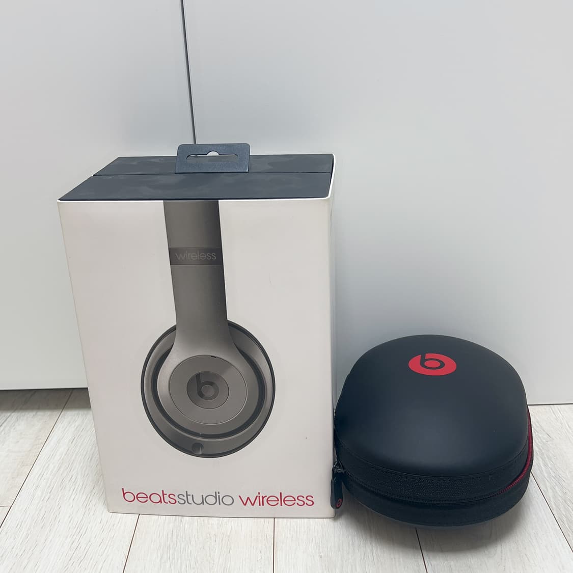 비츠 닥터드레 스튜디오 와이어리스 티타늄 컬러 상품이미지1