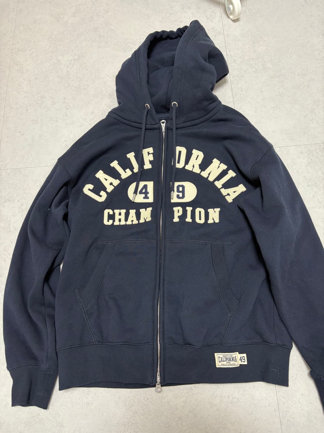 스파오 후드집업 상품이미지1