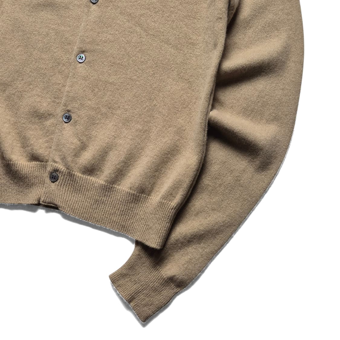 [M] 꼼데가르송 하트로고 가디건 베이지 상품이미지5