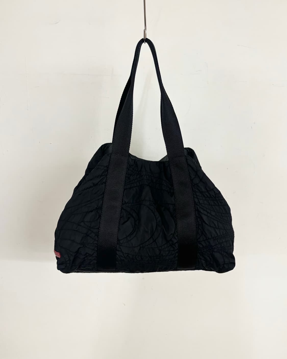 프라다 블랙 나일론 숄더백 상품이미지2